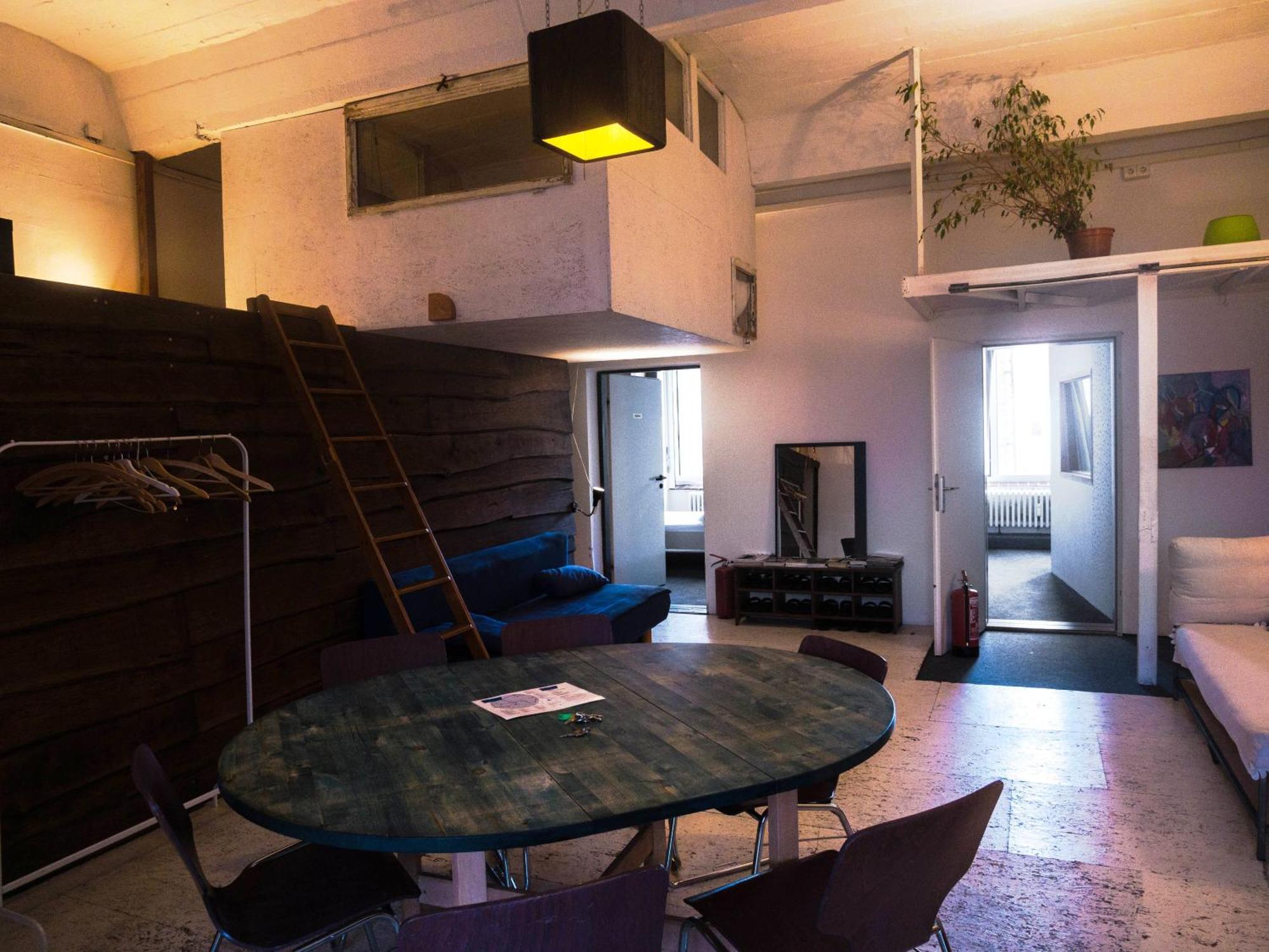 Apartment Einzigartiges 140qm Loft - Party Ist Erlaubt! Berlin